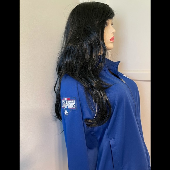 Los Angeles Dodgers Sweater - Picture 9 of 12